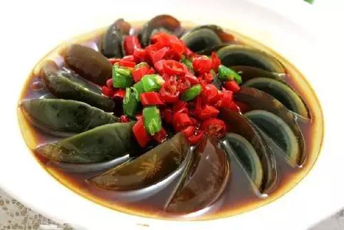 皮蛋到底是营养美食还是恶心食物,皮蛋怎样吃好吃又有营养