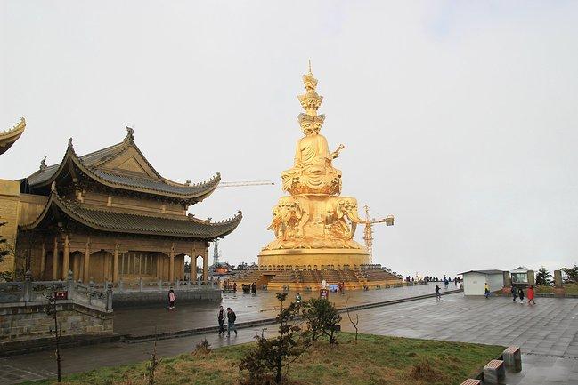 峨眉山吃住行,峨眉山吃住最佳攻略