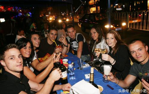 北京美食街旅游攻略,来北京玩必吃美食推荐一下