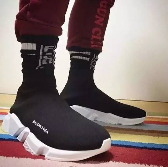 最近火爆了网红鞋,热度高的鞋