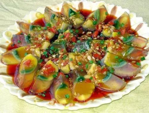 哪样的皮蛋好吃又营养又健康,皮蛋怎么做好吃有营养下火