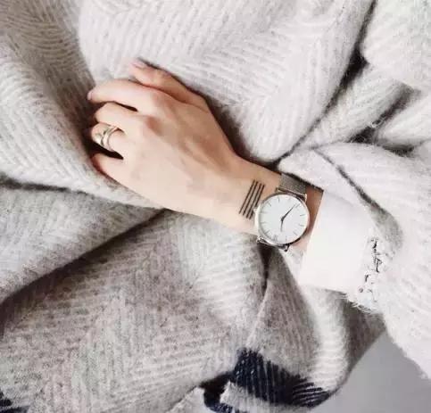 小众品牌比较保值的手表,带闹钟手表推荐平价小众