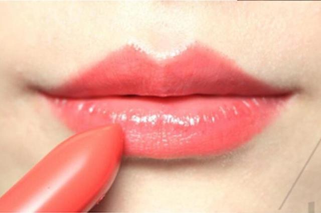 超好用滋润的唇膏推荐女,高颜值唇膏女学生推荐