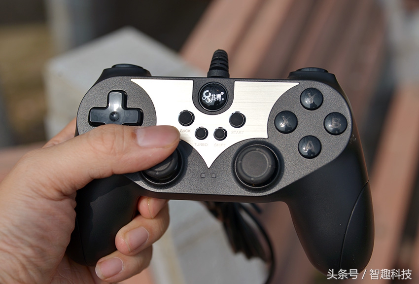 游戏手柄北通蝙蝠3s老款,北通蝙蝠3手柄怎么玩
