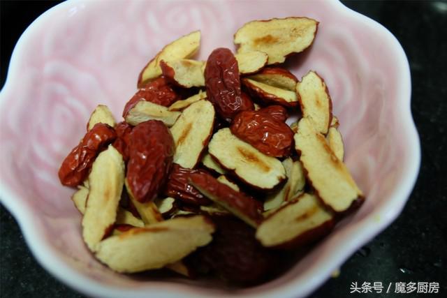 做豆浆补血补钙补肾都有哪些谷物,有营养又降火的早餐豆浆