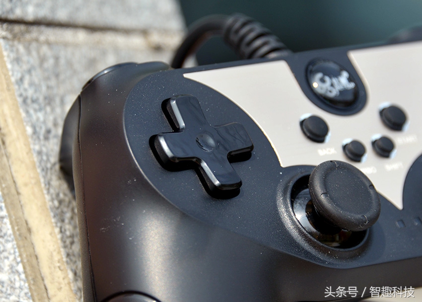 游戏手柄北通蝙蝠3s老款,北通蝙蝠3手柄怎么玩