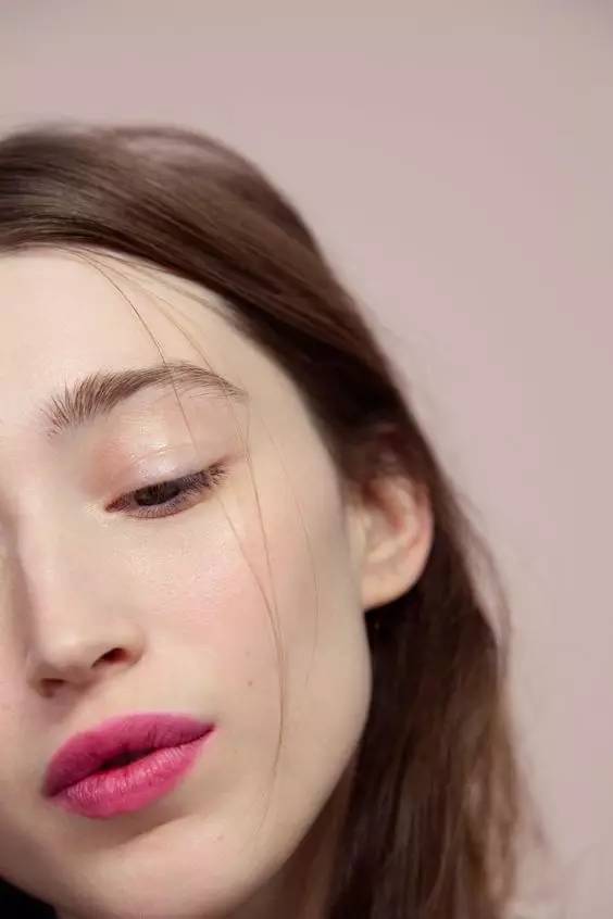 贵价口红红棕色,圣罗兰口红黄皮适合的色号有哪些