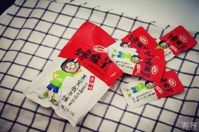 卫龙辣条全系列测评,卫龙辣条测评