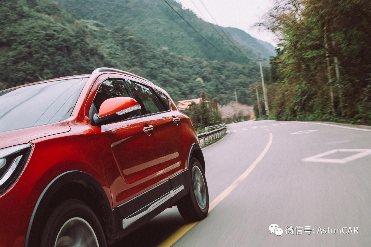 海马s5加速时动力一顿一顿的,海马s5青春版试驾视频