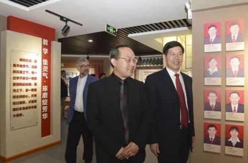 九江三中举办第53届教工运动会,九江市三中动员大会