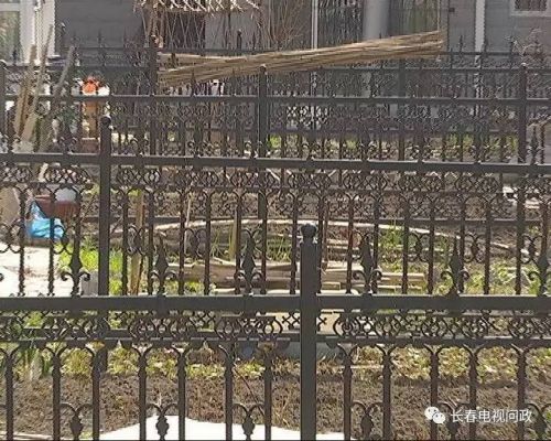 长春小区围墙被推倒,长春绿地违建拆除名单