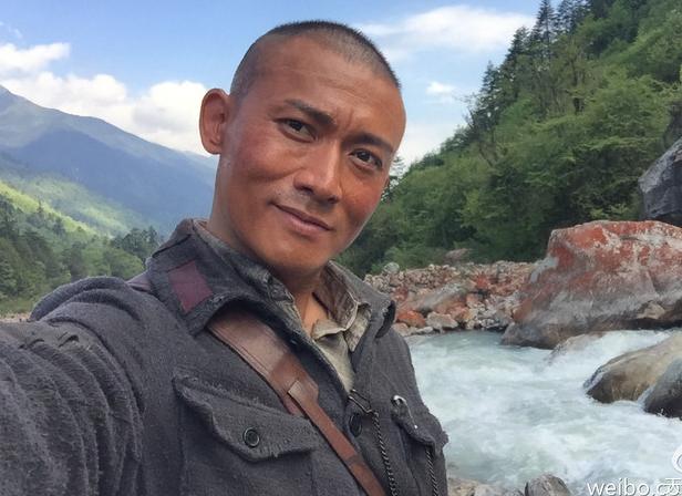 隋唐英雄传演员今昔对比谢君豪,隋唐英雄传和隋唐后传英雄排名