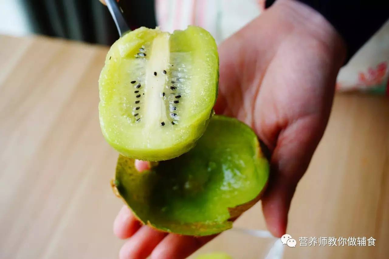 宝宝便秘腹胀呕吐该吃什么,宝宝积食便秘厌食吃什么