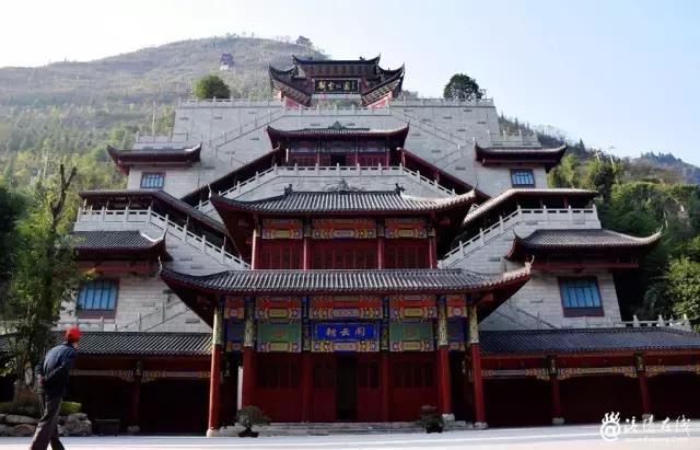 又一封辞职信火了！只因TA来了一趟巫山！