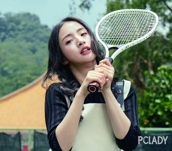 林依晨优雅气质笑容甜美让人心动,林依晨造型被吐槽