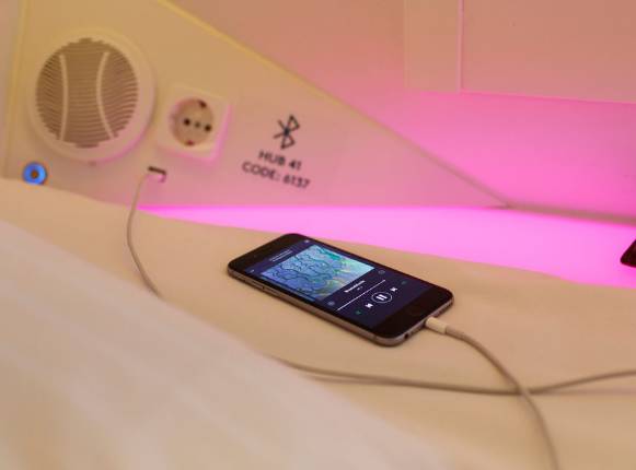 LovePods｜胶囊旅馆，现代主义者的共生理想