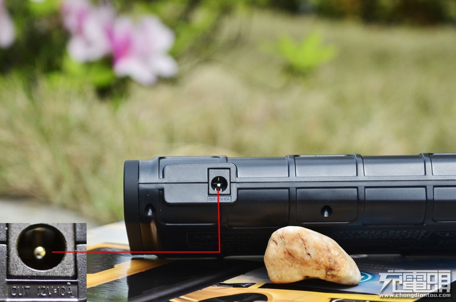 黑匣子什么时候启动,黑匣子只能坠海才能启动吗