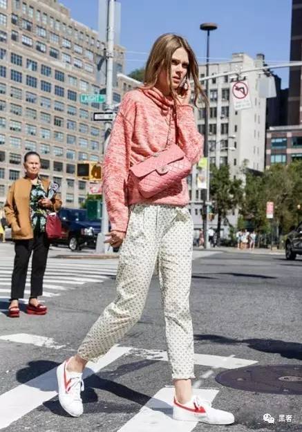 小白鞋过时了吗,小白鞋真的永不过时