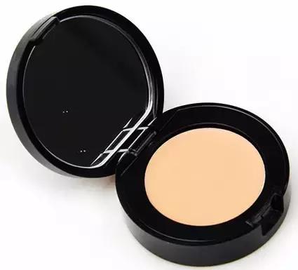 遮瑕这样用打造自然无瑕底妆,遮瑕技巧这样修饰妆容太精致了