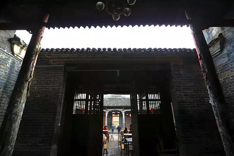 一个家族都可以拥有家谱吗,家谱是延续家族血脉的重要载体