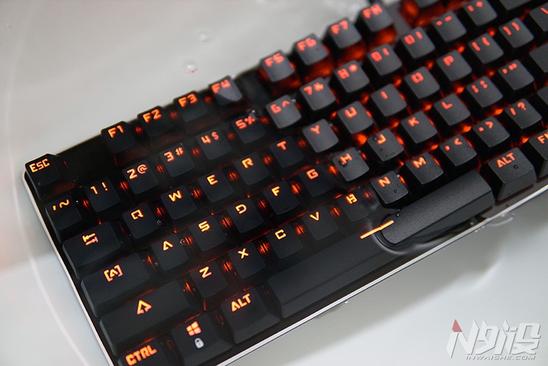 腹灵光魔键盘拆解,腹灵光魔凯华光轴机械键盘评测