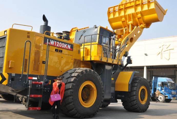 世界最大装载机视频大全,世界最大的装载机大全