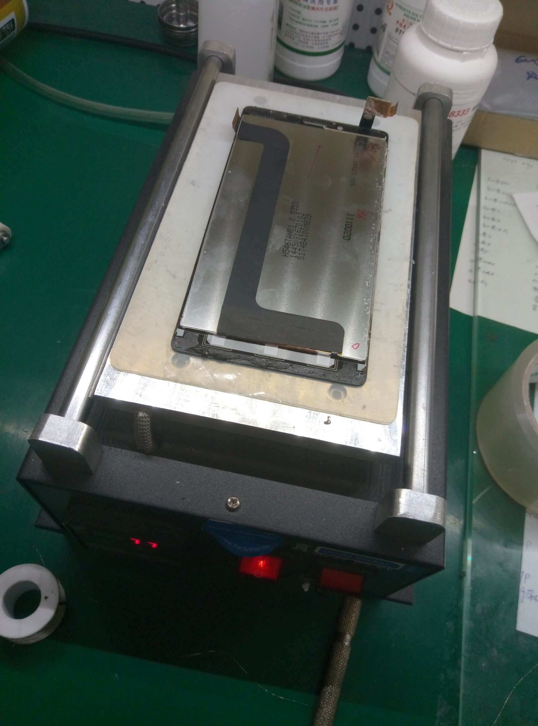 手机外屏更换教学视频,一体手机外屏更换