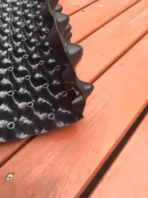 低成本自己改造屋顶花园,自己动手建房子花园