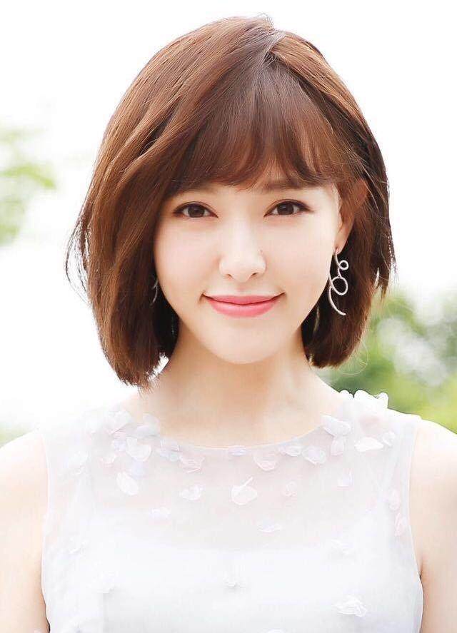 唐嫣微博晒美照剪了短发嫩如少女,唐嫣剪光短发的样子