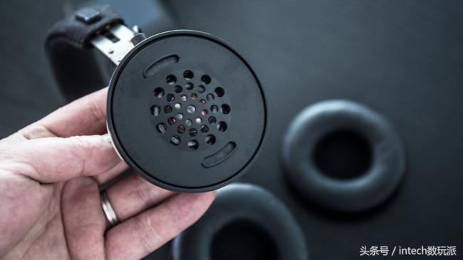 dj监听头戴式耳机500元,飞利浦shs4701耳机