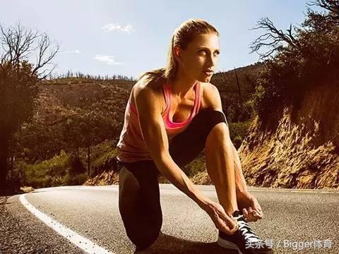 鞋带是紧的为什么会松开呢,为什么鞋带老是开着