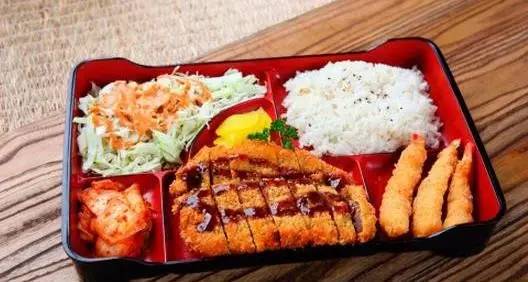 15元盒饭被雪藏，保质期长达90天，还能好好吃高铁盒饭吗？