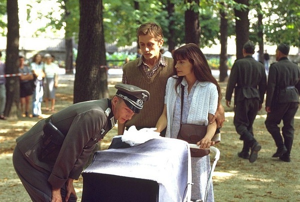 豆瓣日记:结婚生子是一场*局骗**吗？8部女性婚恋高分影剧|豆单