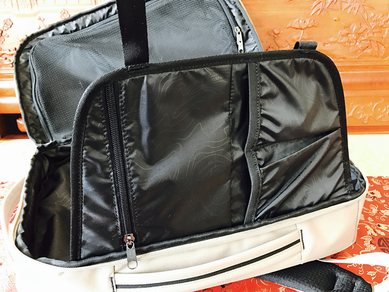 探路者户外正品轻薄双肩轻便背包,探路者斜背包