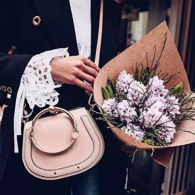 时髦夏天有这几样单品就够了,清凉又漂亮的夏天单品