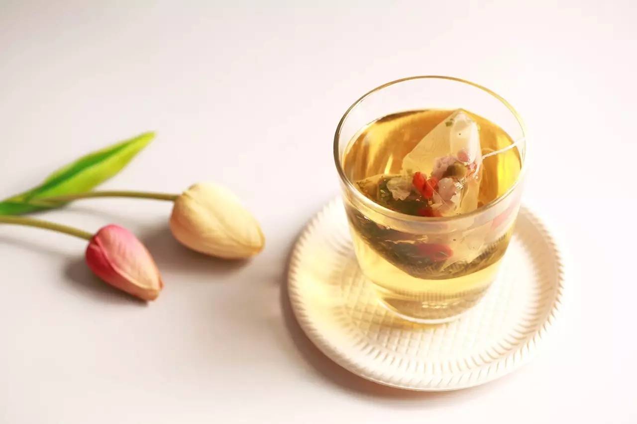 *褐斑黄**、乳腺癌都源自不开心!沏一杯能让你开心的“解郁茶”