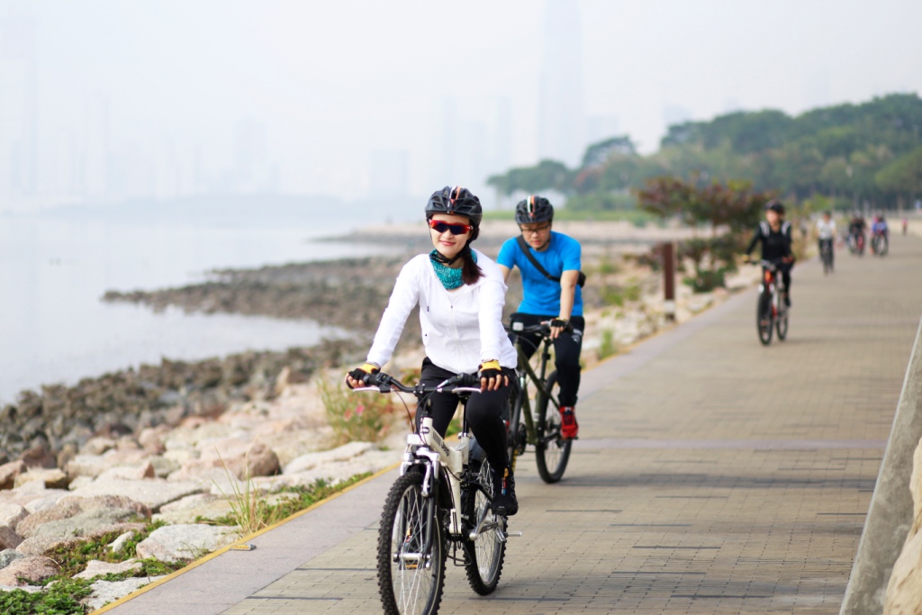 骑车遇到骑友咋办,骑车遇到猪原视频