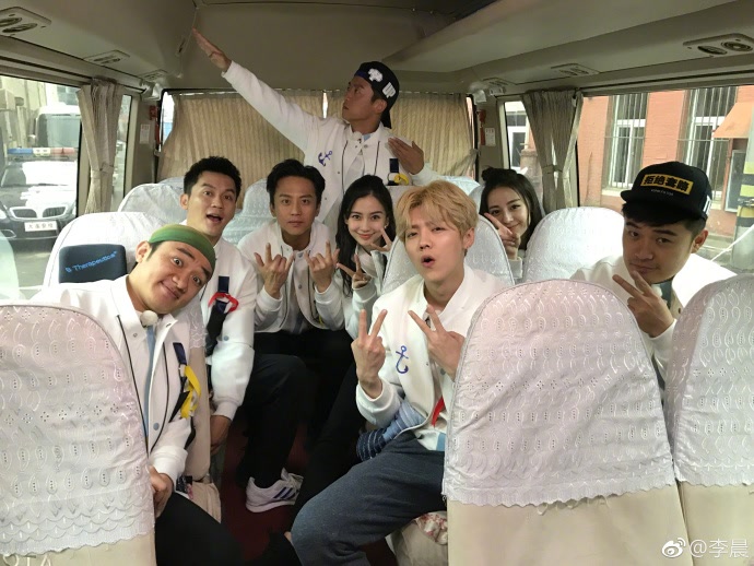 angelababy奔跑吧第六季穿搭,angelababy回归奔跑吧礼服