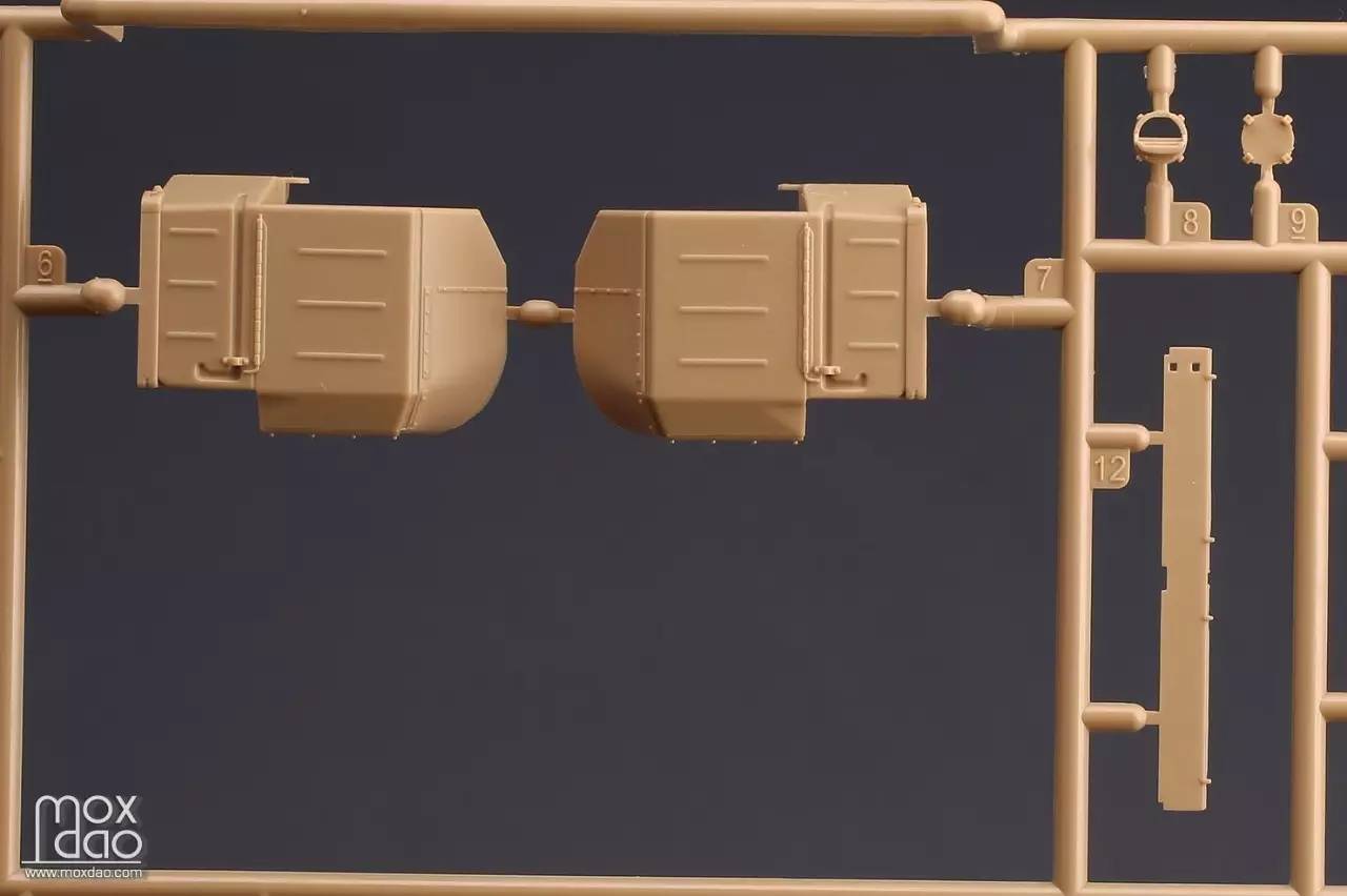 MENG出品的俄罗斯BMR-3M装甲扫雷车｜板件开盒