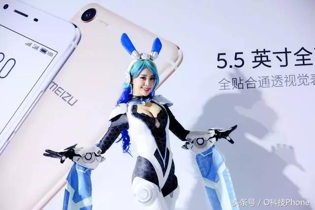 最会利用美女宣传的手机厂商，简直太聪明了