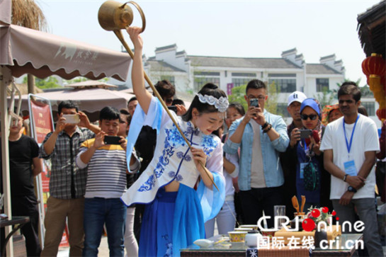 泾阳茯砖茶寻根之旅,探寻泾阳茯茶飘香的奥秘