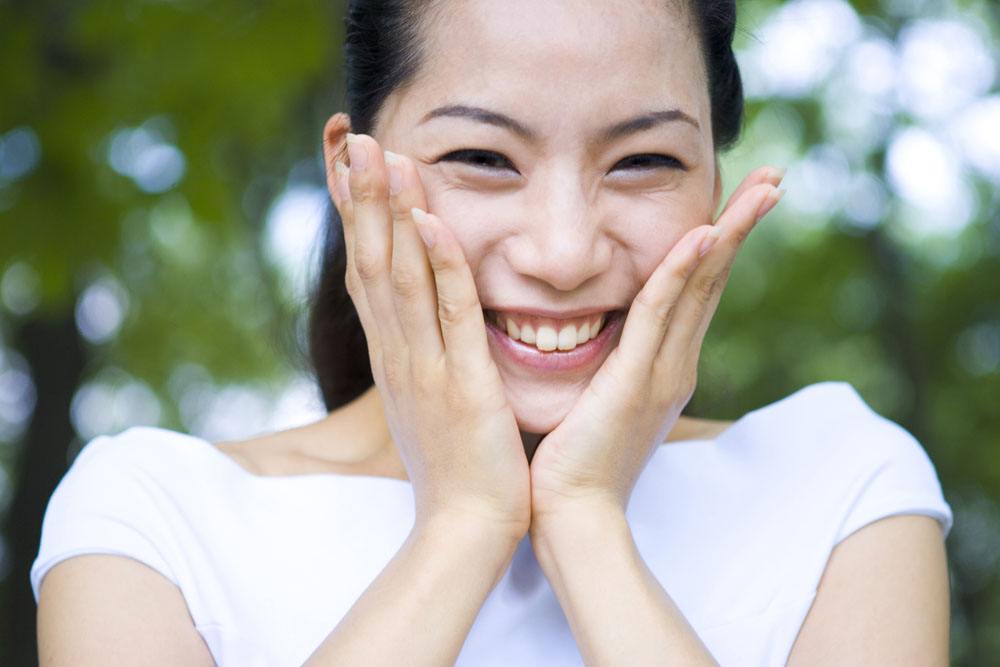 怎么夸女生长了一副倾国倾城的脸,怎么夸妹子好看句子