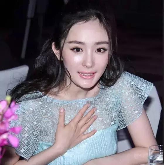 杨幂赵丽颖关晓彤,赵丽颖关晓彤同穿黑色礼服