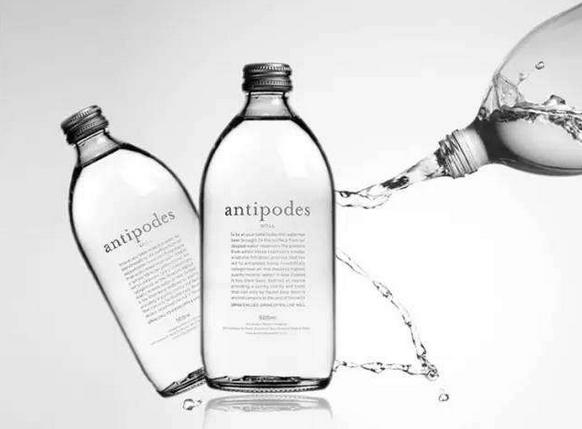 进口矿泉水王思聪,王思聪依云矿泉水