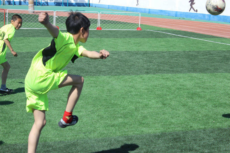 青春如火超越自我明日之星,青春如火超越自我拔河比赛