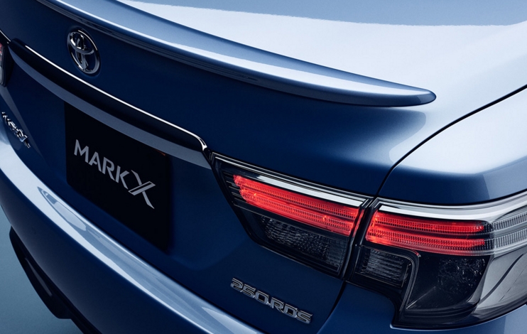 丰田新锐志落地价格,改款锐志二手车价格