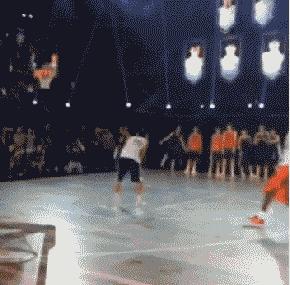 我只注意到后面的亮点了，哈哈