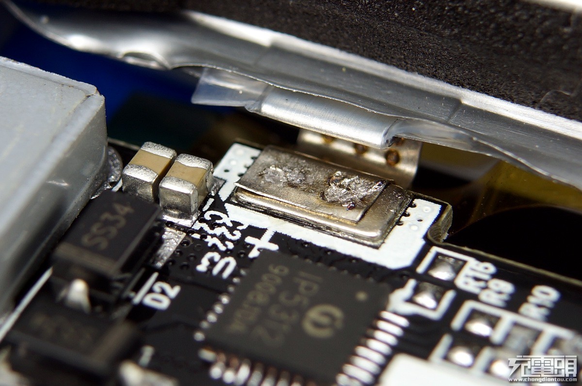 台电20000毫安快充充电宝测评,台电大屏数显18w双向快充充电宝