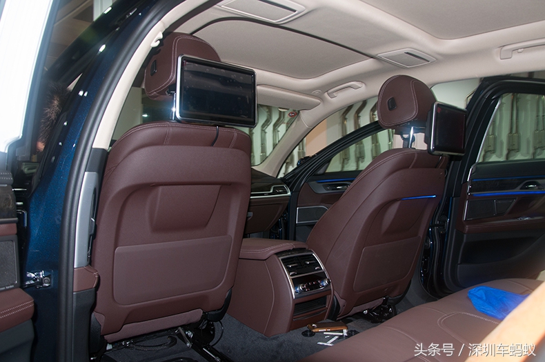 宝马7系360全景影像带记录仪吗,新款宝马7系装行车记录仪