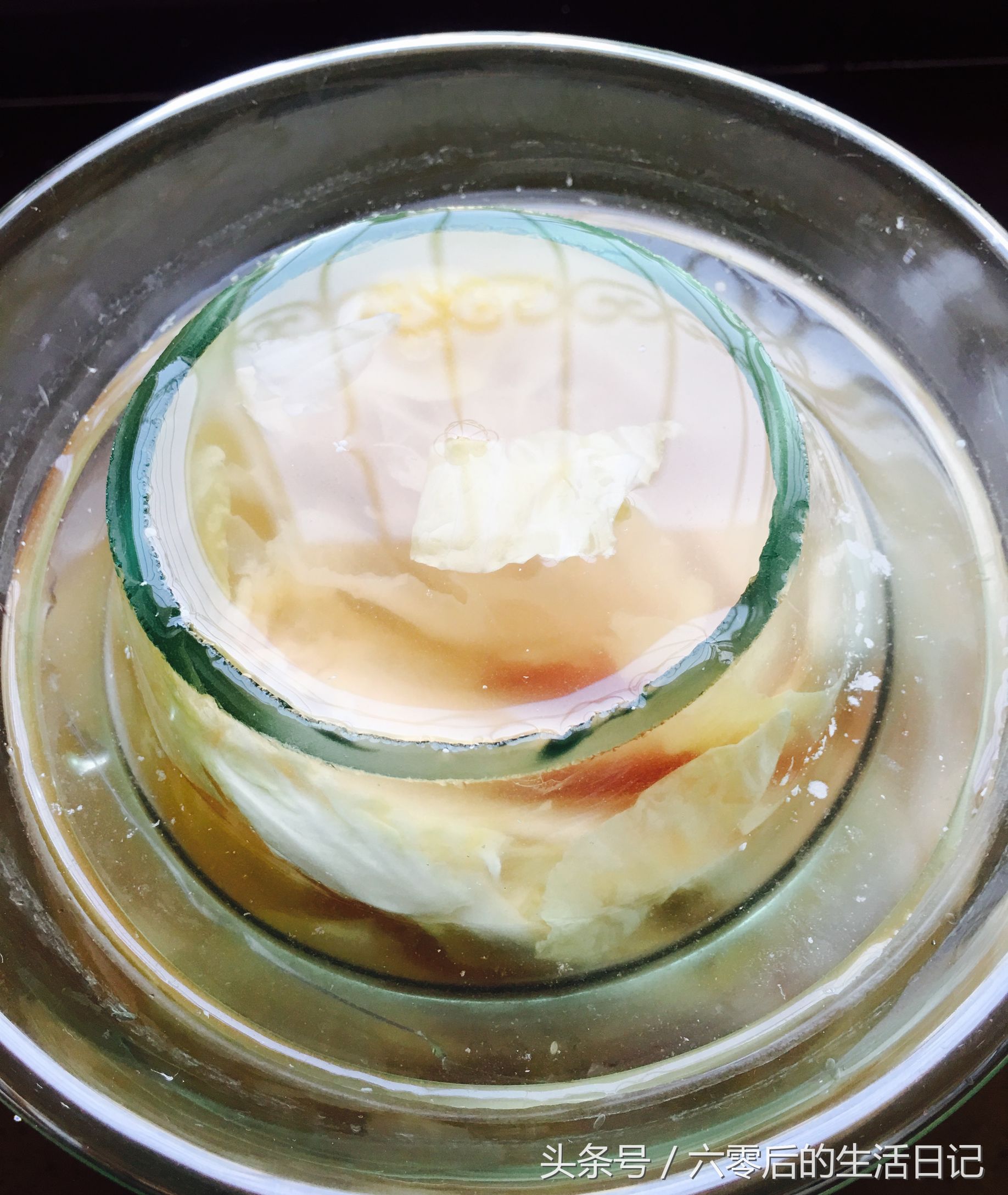 如何用吃剩的泡菜水腌泡菜,腌制泡菜上面有一层白沫怎么处理